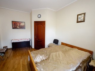 №4850, Продаж квартири, Ужгород, 135000 $